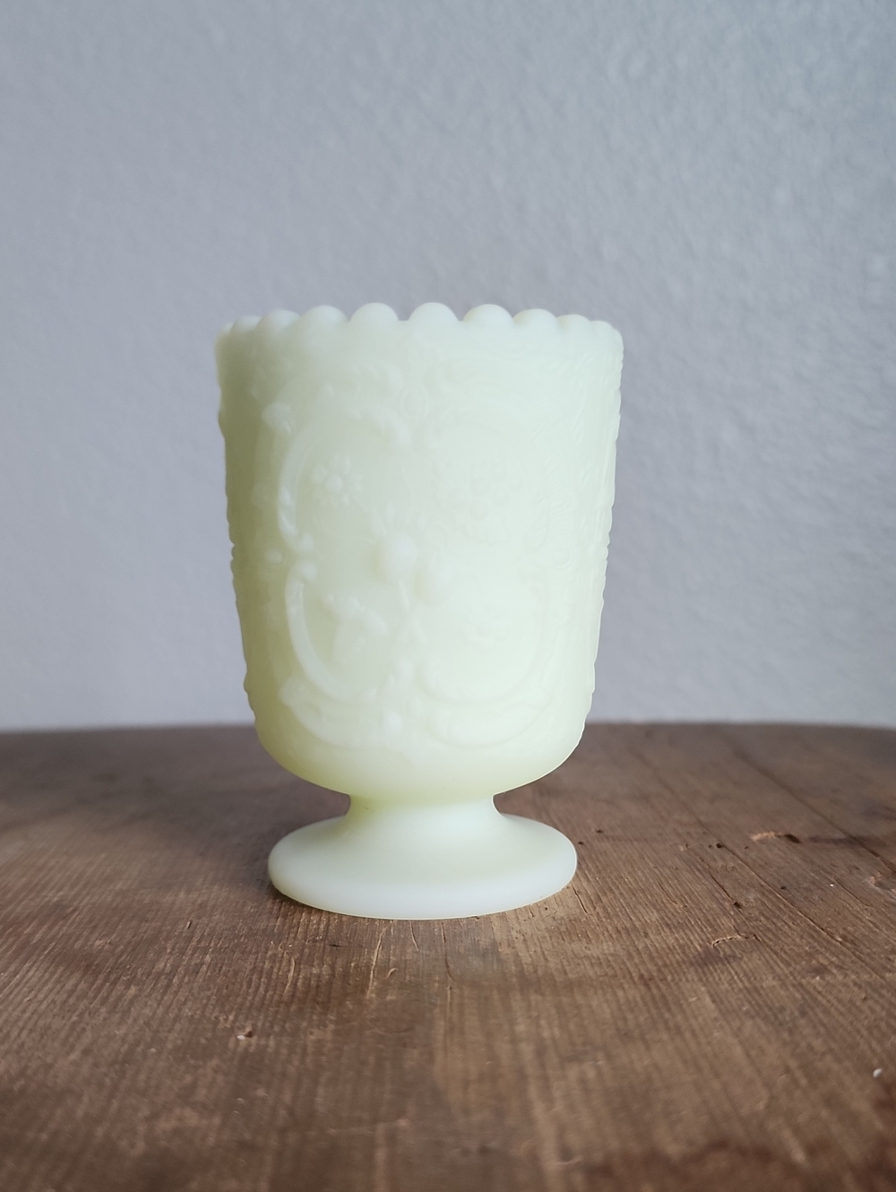 FENTON CUSTARD GLASS "WILD STRAWBERRY" TOOTHPICK HOLDER